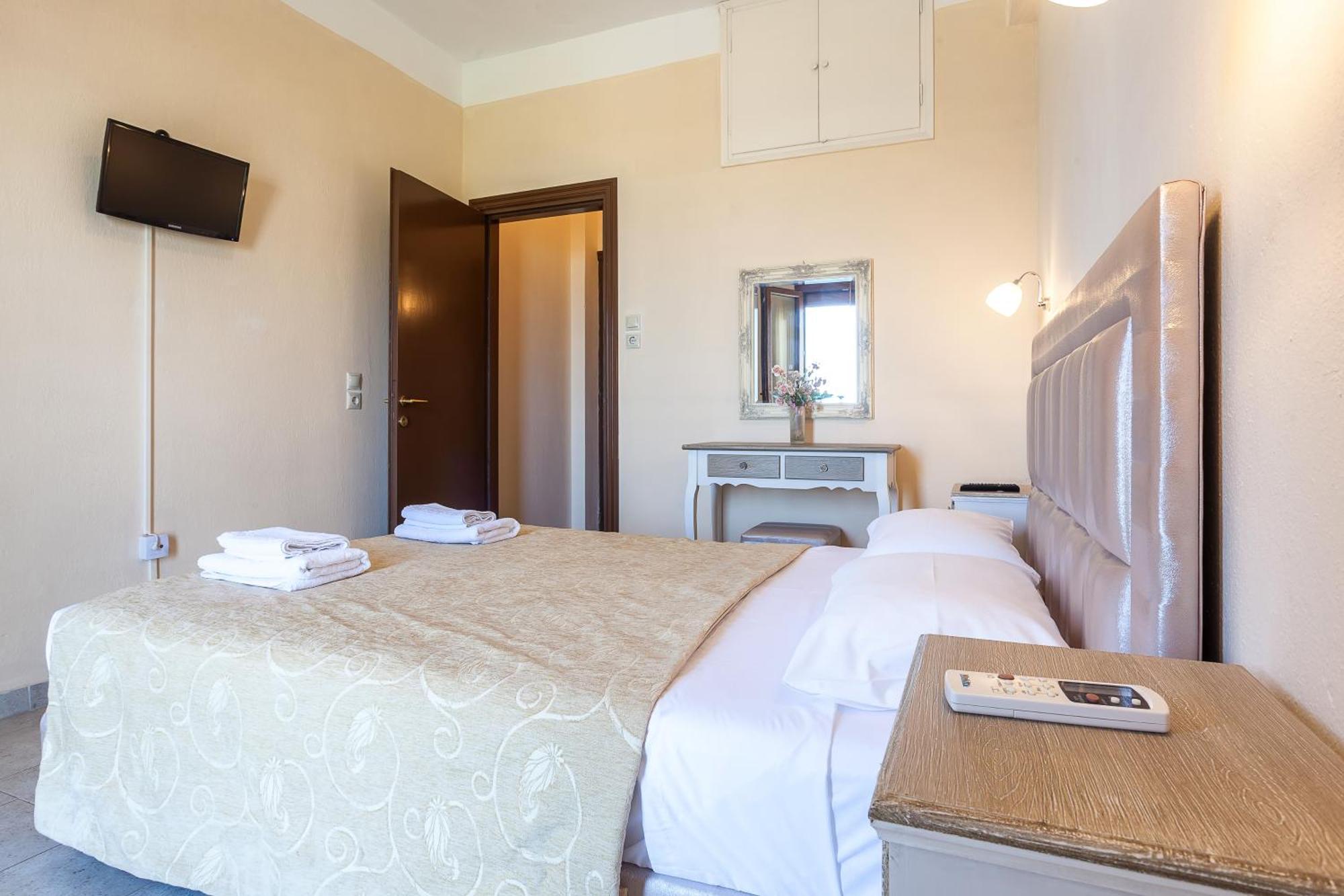 Mon Repos Aparthotel Panormos  Exterior photo